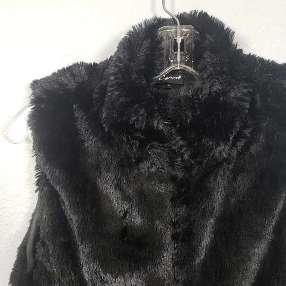 CEJION Faux Fur Vest Black Sz M - Picture 4 of 10